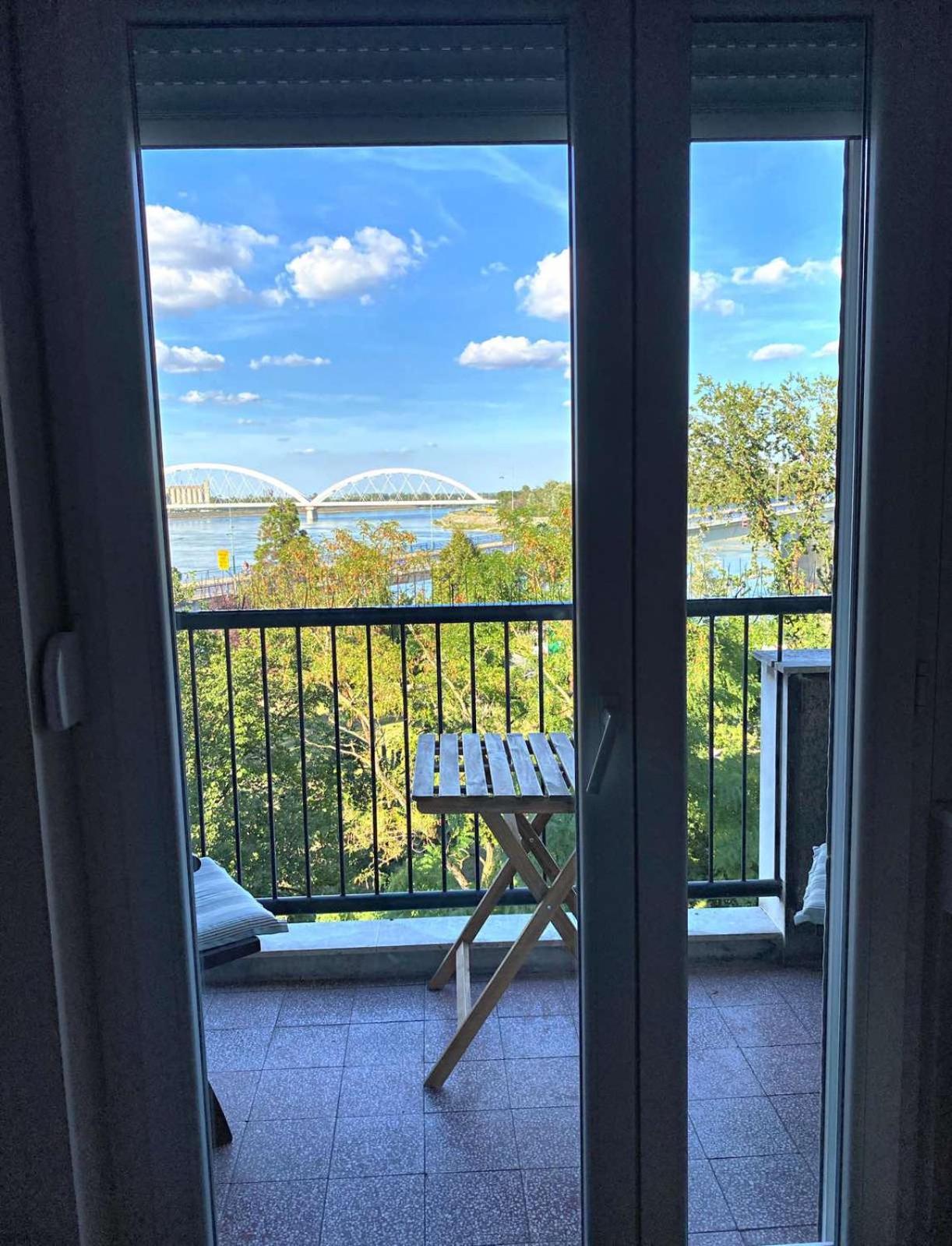 Duga Apartments ノヴィ・サド エクステリア 写真